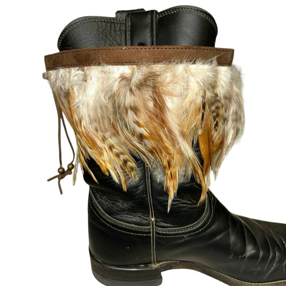 Bandals Boot Hugs Feather Fringe Western Boho Boot Cuffs NWT